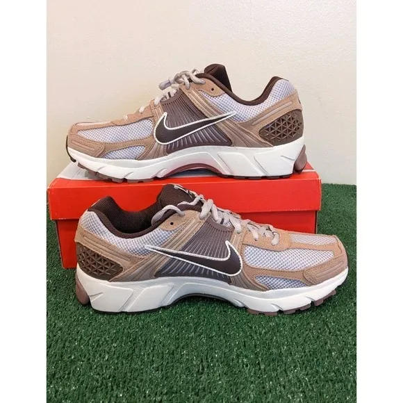 Nike Zoom Vomero 5 'Dusted Clay' Brown Sail HF1553-200 Men's Size 12