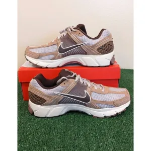 Nike Zoom Vomero 5 'Dusted Clay' Brown Sail HF1553-200 Men's Size 12