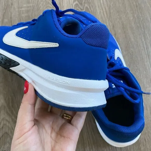 Nike Alpha Hurache Varsity TF Turf Shoes Blue, Size 7.5