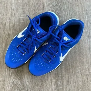 Nike Alpha Hurache Varsity TF Turf Shoes Blue, Size 7.5