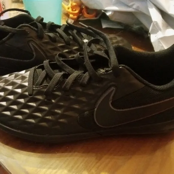 NWOT Nike Tiempo Legend 8 Pro TF