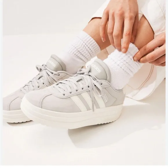 NWT ADIDAS Court Bold Shoes!