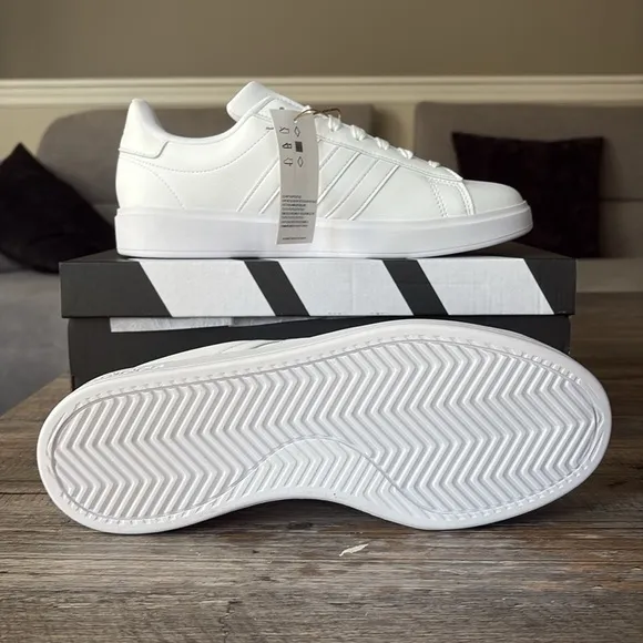 NWT Adidas Grand Court 2.0 Men's Shoes - GW9197