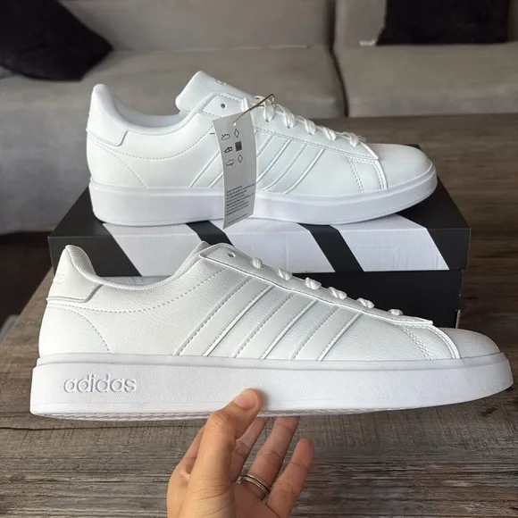 NWT Adidas Grand Court 2.0 Men's Shoes - GW9197