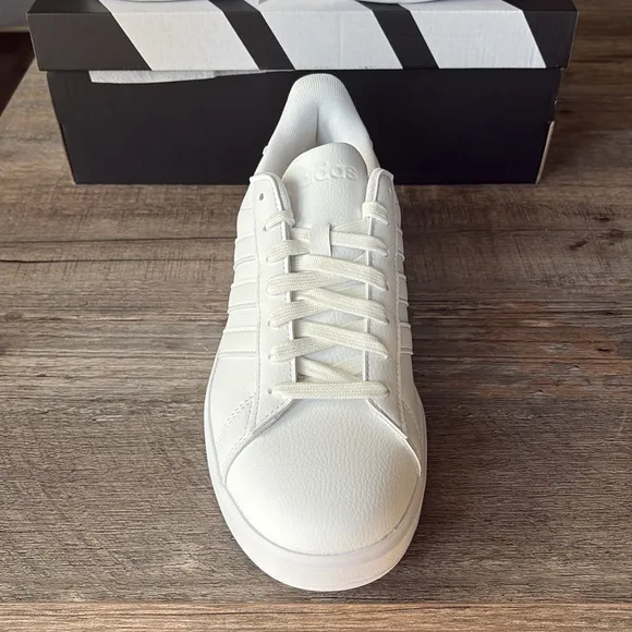 NWT Adidas Grand Court 2.0 Men's Shoes - GW9197