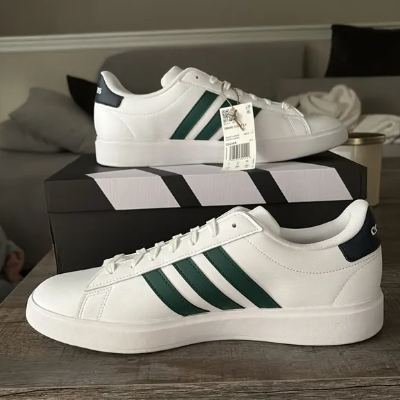 NWT Adidas Grand Court 2.0 Men's Shoes - ID4465