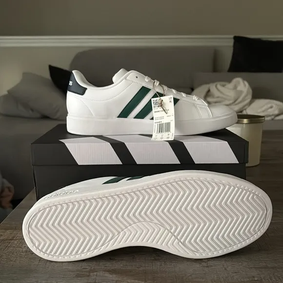 NWT Adidas Grand Court 2.0 Men's Shoes - ID4465