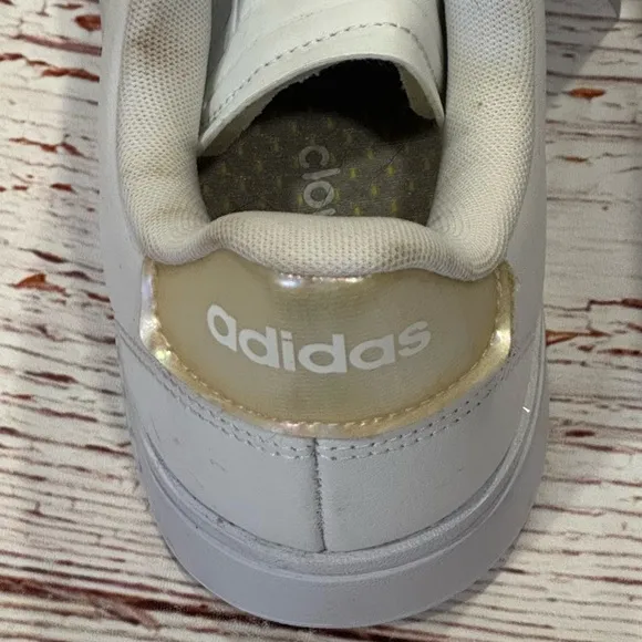 NWT Adidas Women’s Grand Court Alpha Sneakers in White/Irridescent Sz 11