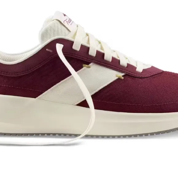 NWT Tracksmith Elite Runner Unisex running shoe in Wine &amp; Ivory size 9.5 W, 8 M