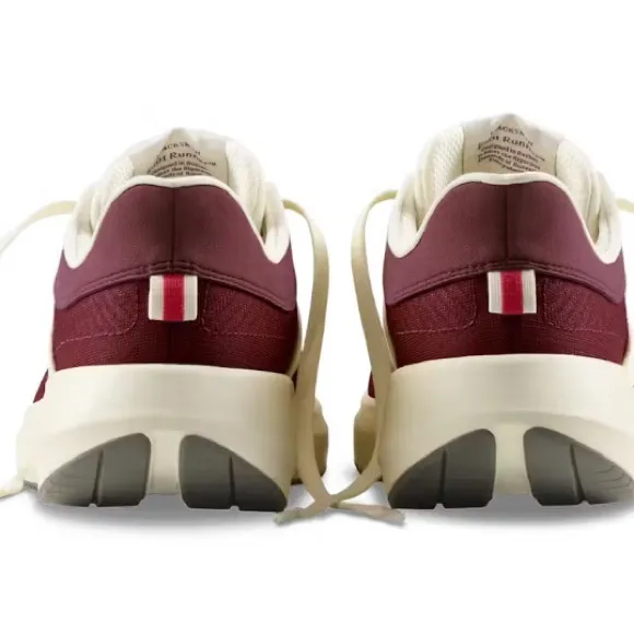 NWT Tracksmith Elite Runner Unisex running shoe in Wine &amp; Ivory size 9.5 W, 8 M