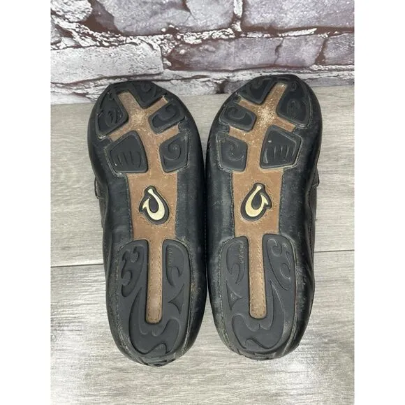 Olukai Akepa Moc Slip On Loafers Men's size 10.5 Black Leather