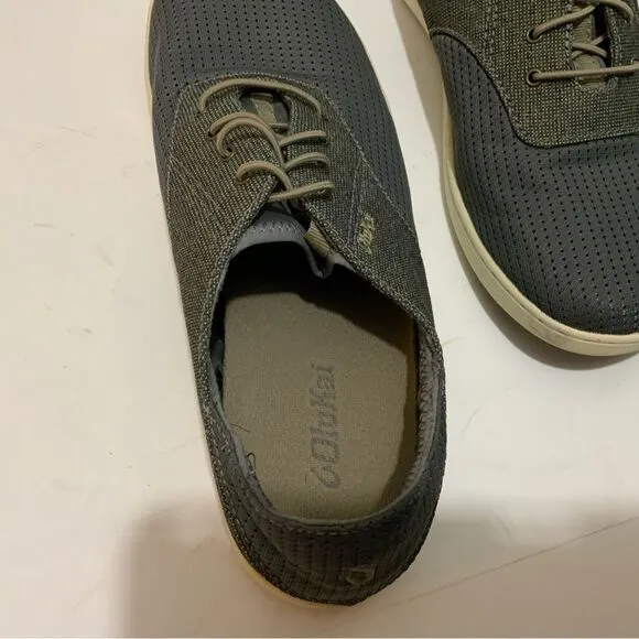 Olukai Men's Nohea Moku Slip On Shoes Charcoal Clay liknew size 8.5/ 41.5