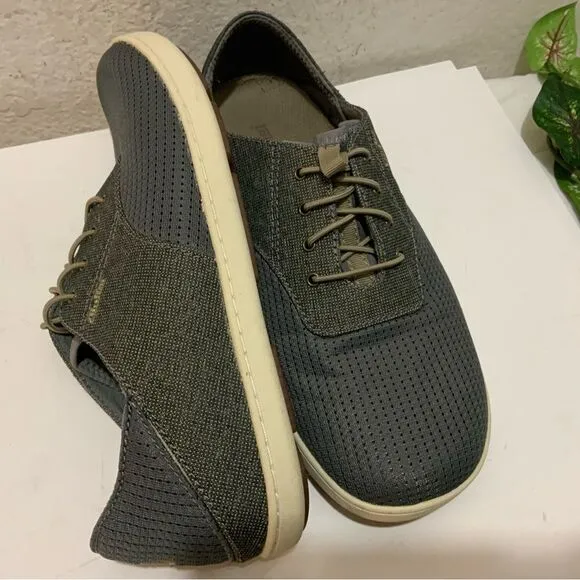 Olukai Men's Nohea Moku Slip On Shoes Charcoal Clay liknew size 8.5/ 41.5