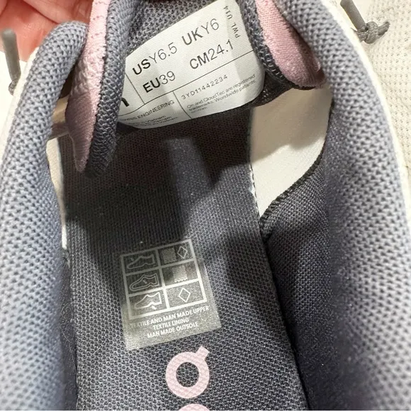 On Cloud Sky Road-Running Shoes - Big Kids