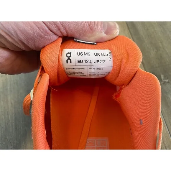 ON CLOUDSURFER Orange Mens 9 Running Athletic Shoes CLOUDTECPHASE