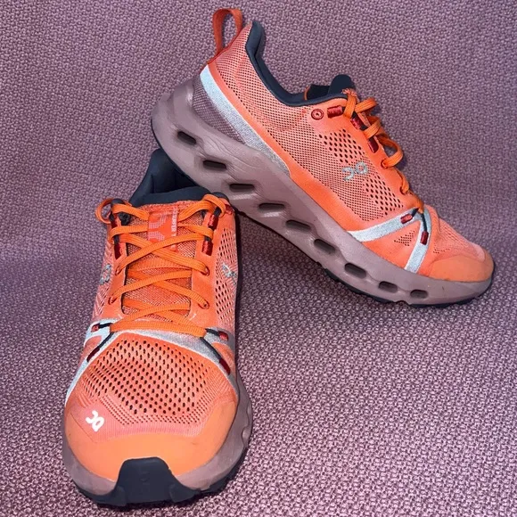 On Cloudsurfer Trail Men's size 9 Trail Running Shoes