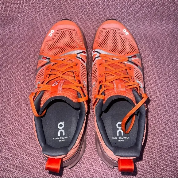 On Cloudsurfer Trail Men's size 9 Trail Running Shoes