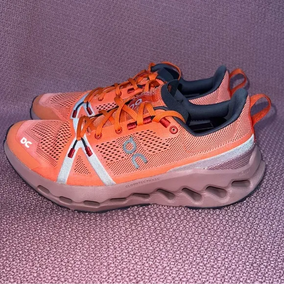 On Cloudsurfer Trail Men's size 9 Trail Running Shoes