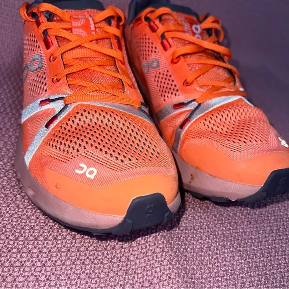 On Cloudsurfer Trail Men's size 9 Trail Running Shoes