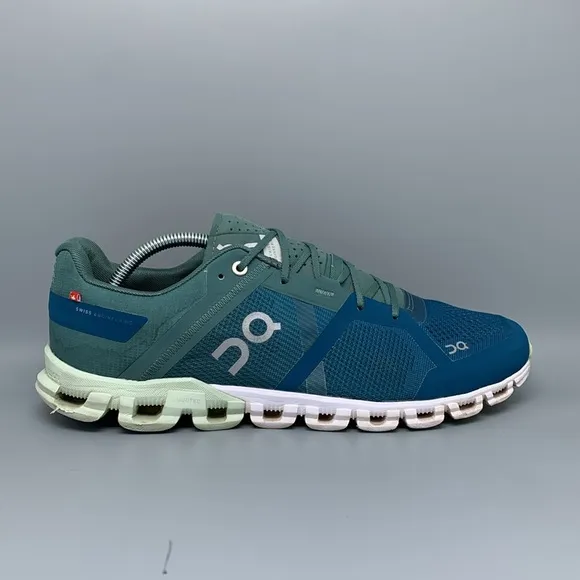 On Clouflow Blue Road Running Shoes Men's Sz 10.5