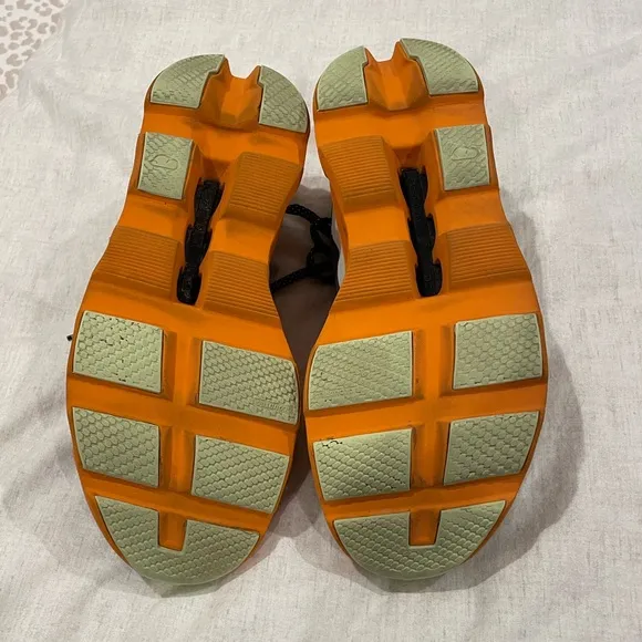 ON Men’s Cloudmonster Road Running Shoe 10.5 Eclipse Gray and Turmeric Orange