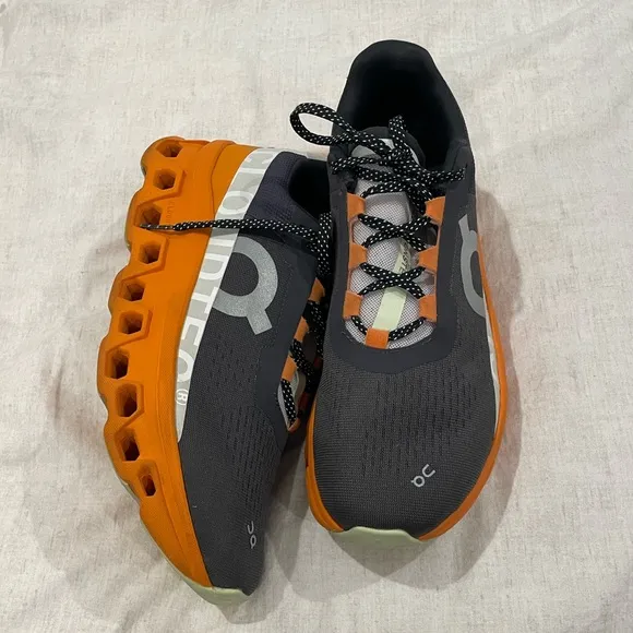 ON Men’s Cloudmonster Road Running Shoe 10.5 Eclipse Gray and Turmeric Orange