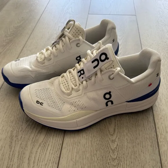 On Men's The Roger Clubhouse Pro Tennis Shoes