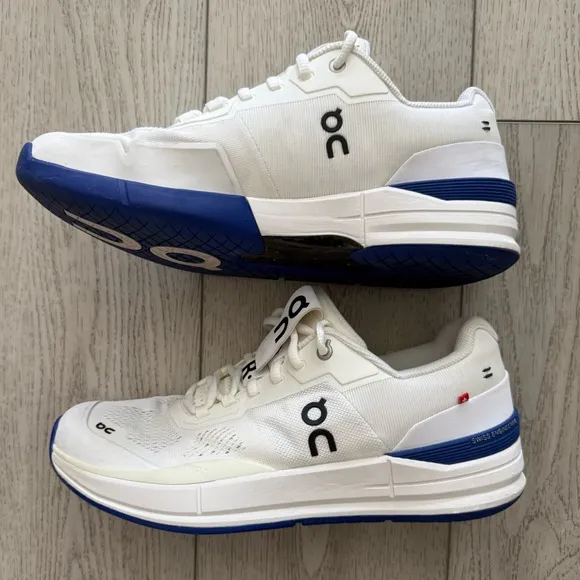On Men's The Roger Clubhouse Pro Tennis Shoes