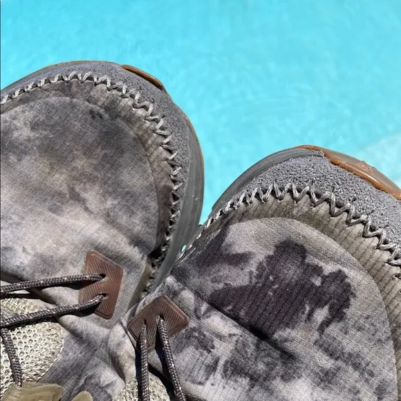 On Running Cloudaway Gray and Brown Athletic Shoes with Quick-Lace System
