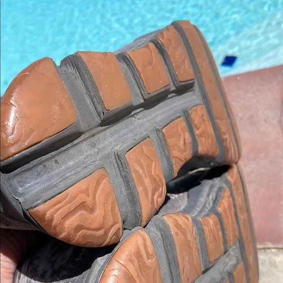 On Running Cloudaway Gray and Brown Athletic Shoes with Quick-Lace System