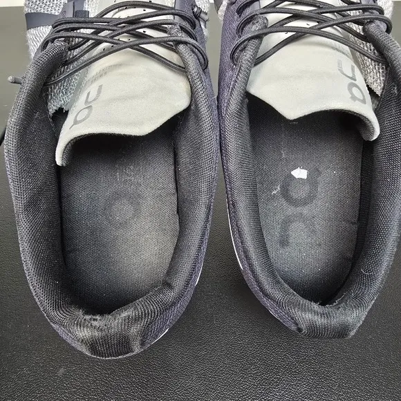 On Shoes Mens Size 11 Black Slate Cloud 2.0 Performance Running Run Sneakers