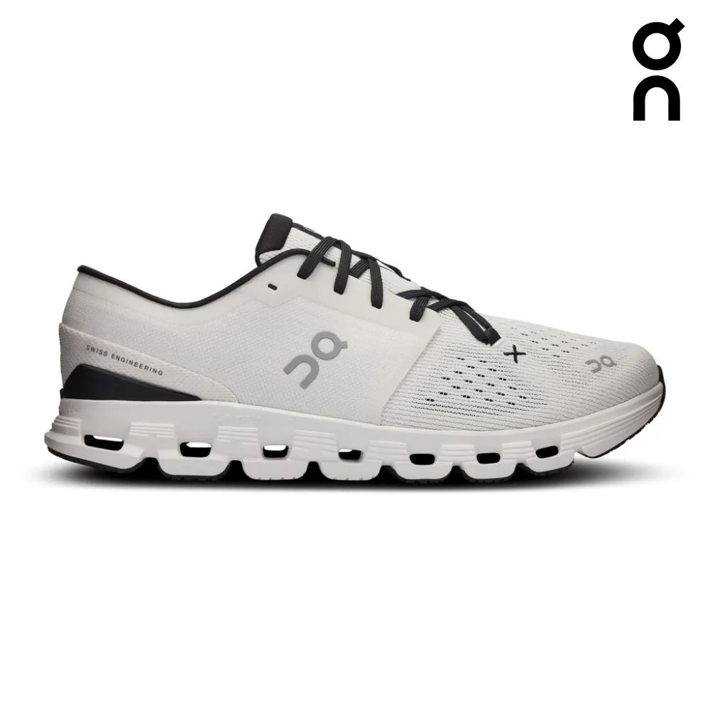 On Women Cloud X 4 - Ivory / Black