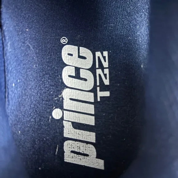 Prince T22 Women's Tennis Shoe Size 9.5