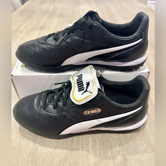 PUMA King Top TT Men’s Soccer Shoes - size 7