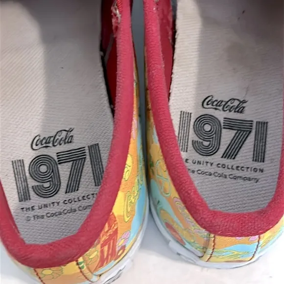 Rare EUC Coca Cola 1971 Unity Collection shoes kids US 5 Mex 22  Multicolor