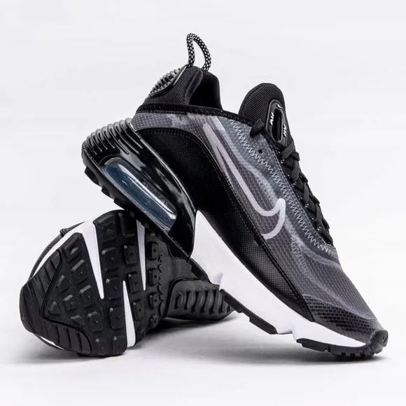 RARE NIKE Air Max 2090 Black Wolf Gray  White Women’s 7.5 - 8 Shoes Sneakers