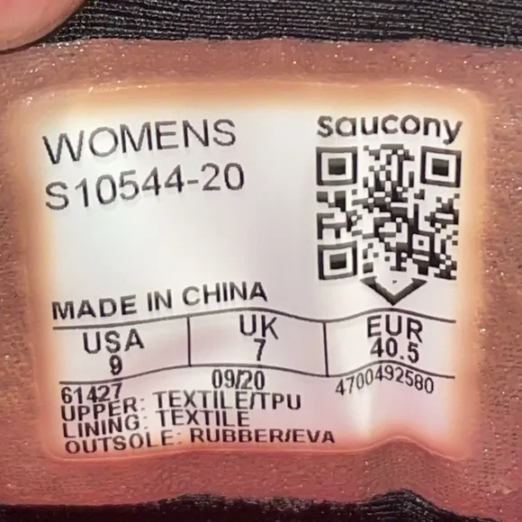 Saucony Hurricane 2 PWR RUN Purple/Black Running Shoes.  Size 9.