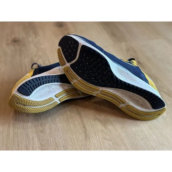 Size 12.5 - Nike Air Zoom Pegasus‎ 38 West Virginia