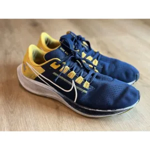 Size 12.5 - Nike Air Zoom Pegasus‎ 38 West Virginia
