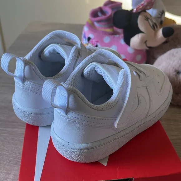 Toddler Nike court shoes