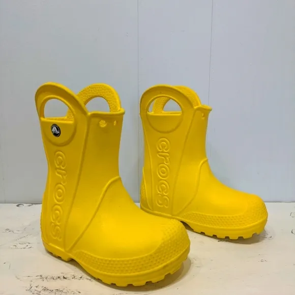 Toddler Shoes Bundle size 7T Crocs Vans Boots Sneakers Clogs Rain Spring Summer