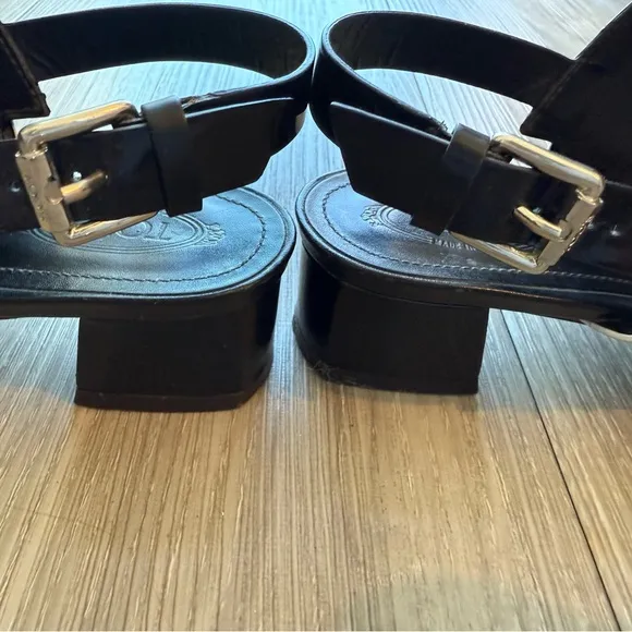 Tod’s Leather &amp; Patent Leather Black and White Sandal = Size 38