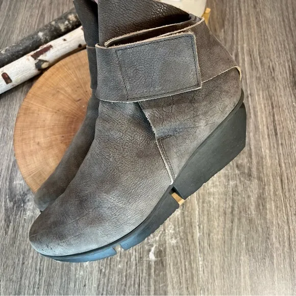 *TRIPPEN | &quot;ACE&quot; Ankle Boots in Taupe Nubuck Size 40/9