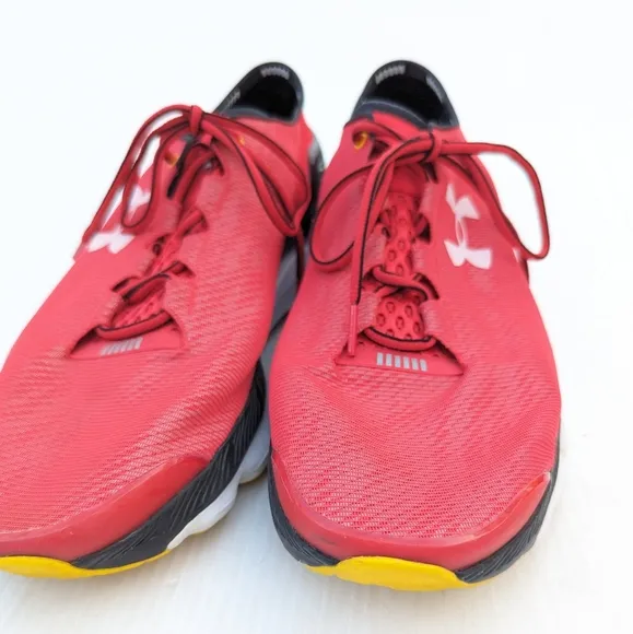 UNDER ARMOUR Charged Speedfoam Gemini men's red lace-up trail running shoes