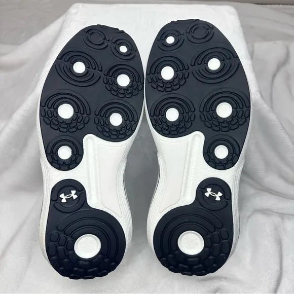 Under Armour Mens Size 10.5 HOVR Phantom 4 Luxe Black-White Quartz 3027874-001