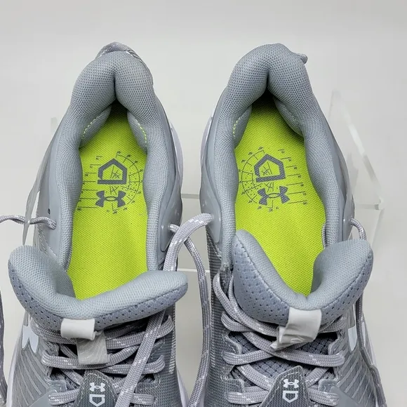 Under Armour Men's Yard Turf Baseball Shoes 3025593-102 Gray White Size 8 New