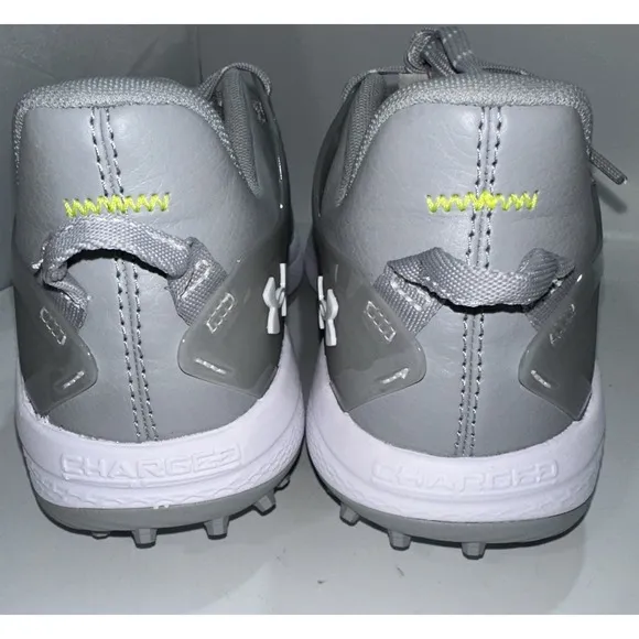 Under Armour  Yard Turf - Size 8.5 Men's Baseball Shoes Grey 3025593-102 NEW