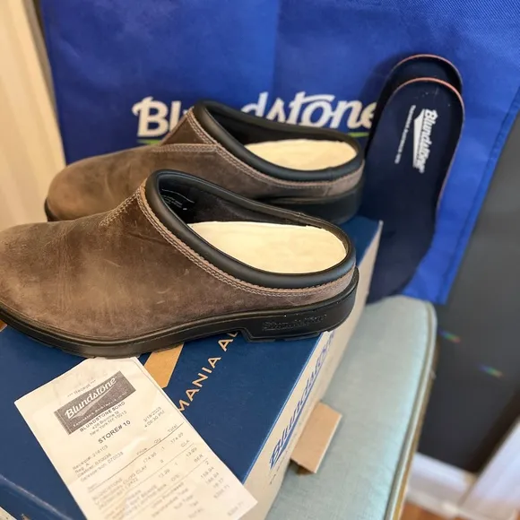 Unisex Blundstone Originals Clog Shoe, Australian 7 (M8/W10 in USA) in Clay