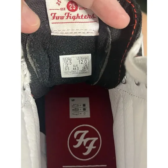 VANS Foo Fighters x Sk8- High 25th Anniversary Limited Edition Size 12