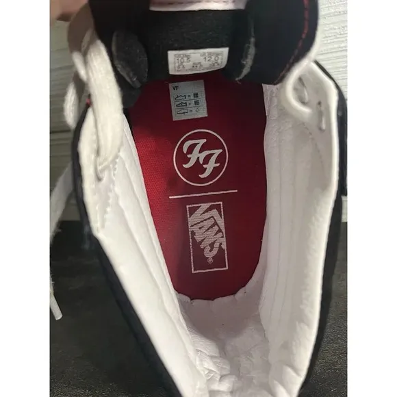 VANS Foo Fighters x Sk8- High 25th Anniversary Limited Edition Size 12
